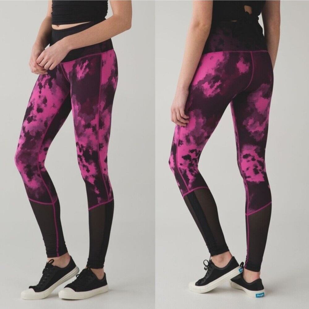 Lululemon‎ Sweaty Endeavor Tight Blooming Pixie Rasberry Black/Black Size 6